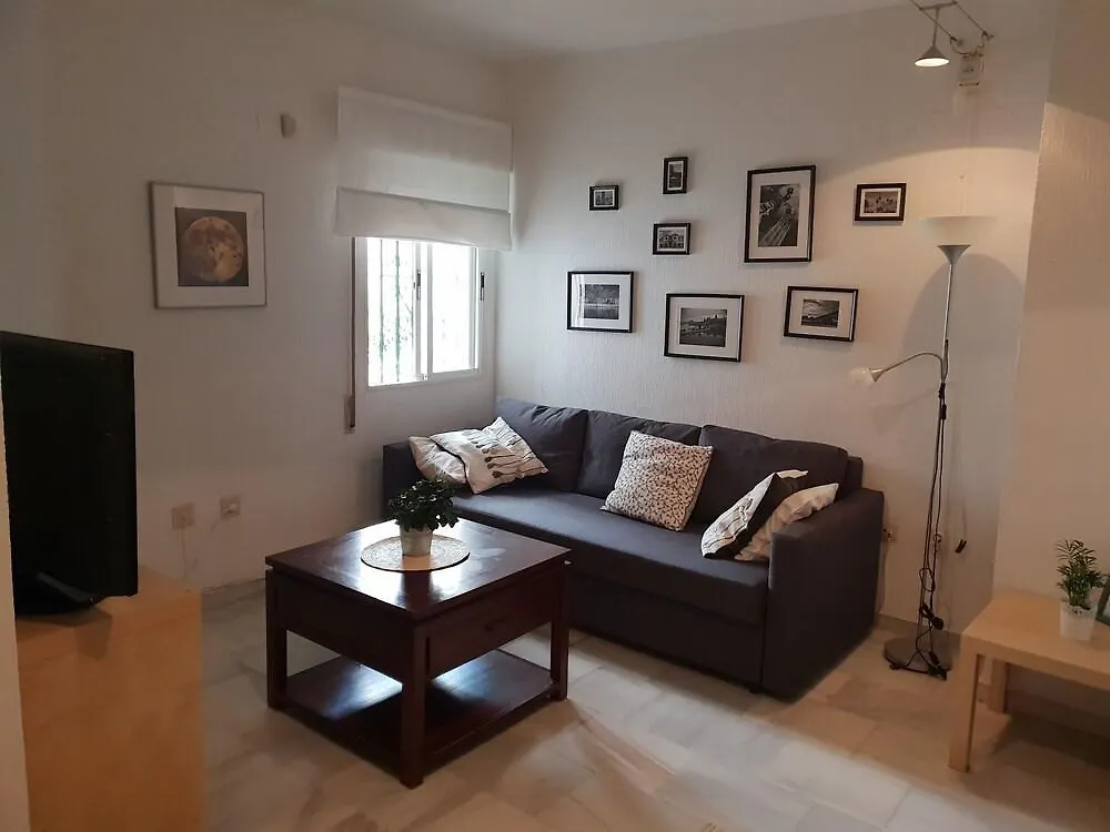 Apartamento En Triana - Sevilla 3*, Seville Spain