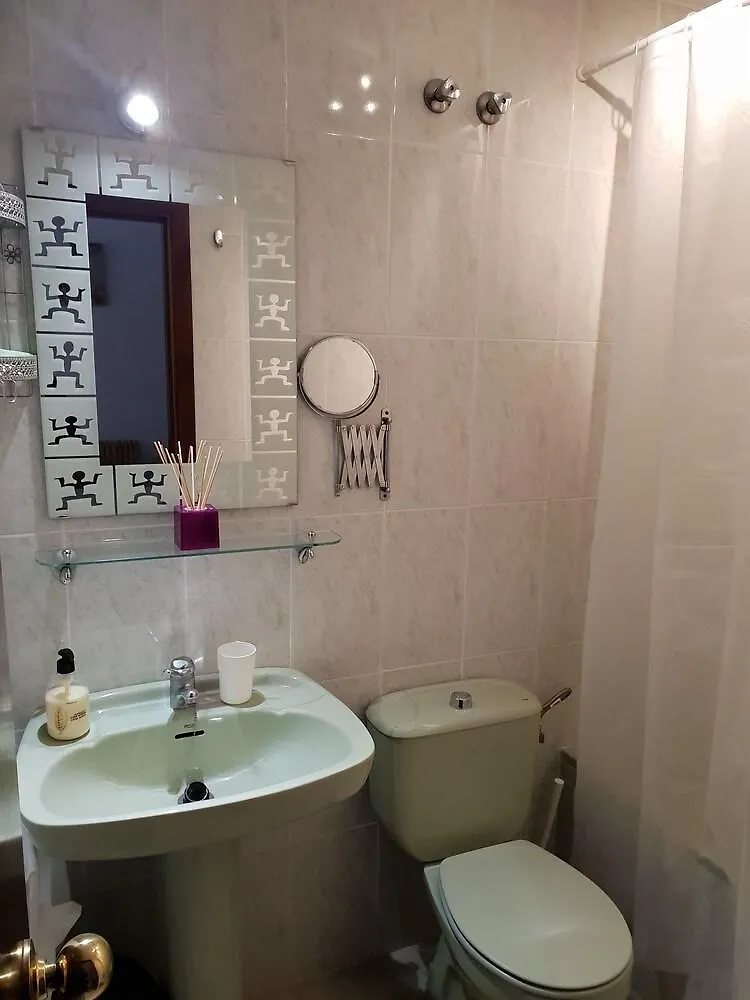 Apartamento En Triana - Sevilla 3*, Seville
