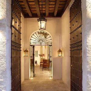 Boutique Corral Del Rey Hotel